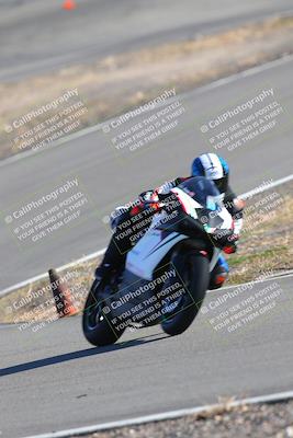 media/Feb-05-2023-Classic Track Day (Sun) [[c35aca4a42]]/Group 2/session 4 turn 4/